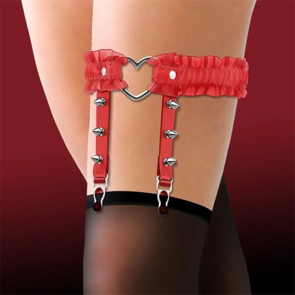 IntoYou BDSM Line Cinderella червен жартиер за бедро със сърце и волани