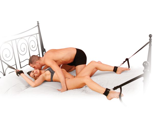 Pipedream Fetish Fantasy Cuff & Tether Set with 4 Cuffs & 4 Tethers – Black
