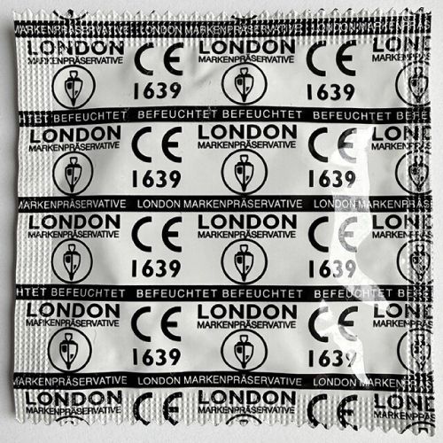 Durex London Wet класически лубрикиран латексов презерватив 52 mm – 1 бр.